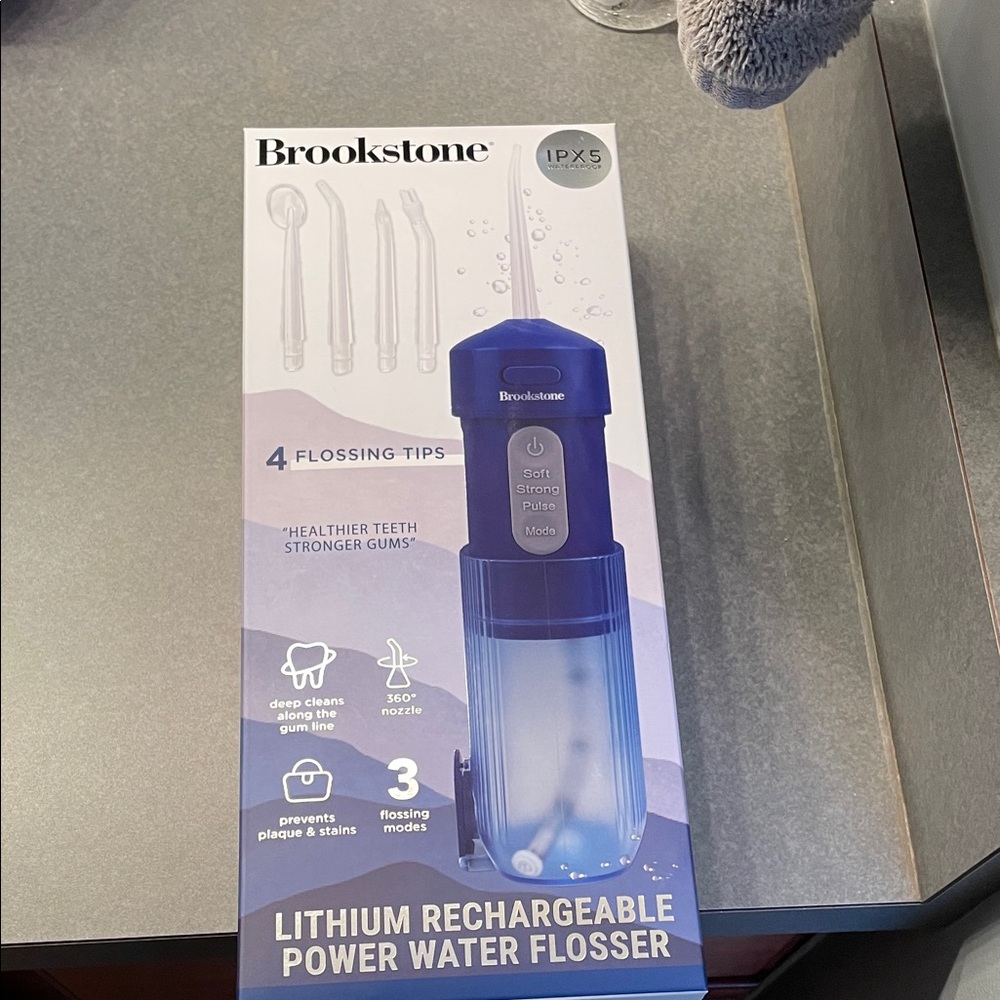 Brookstone Blue Rechargeable Water Flosser